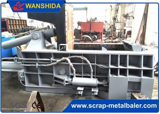 شراء 250ton Hydraulic Scrap Metal baling machine with Side push out type and PLC automatic control online manufacture