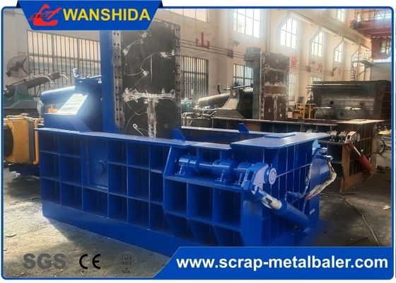 شراء New Condition Scrap Metal Baler with Emergency Stop Button and Safety Door for Secure Operation online manufacture