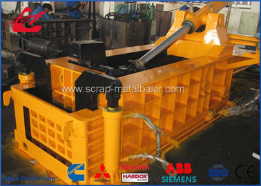 Y83Q-135 سلك النحاس الخردة المعدنية بالر الأمامية للخارج